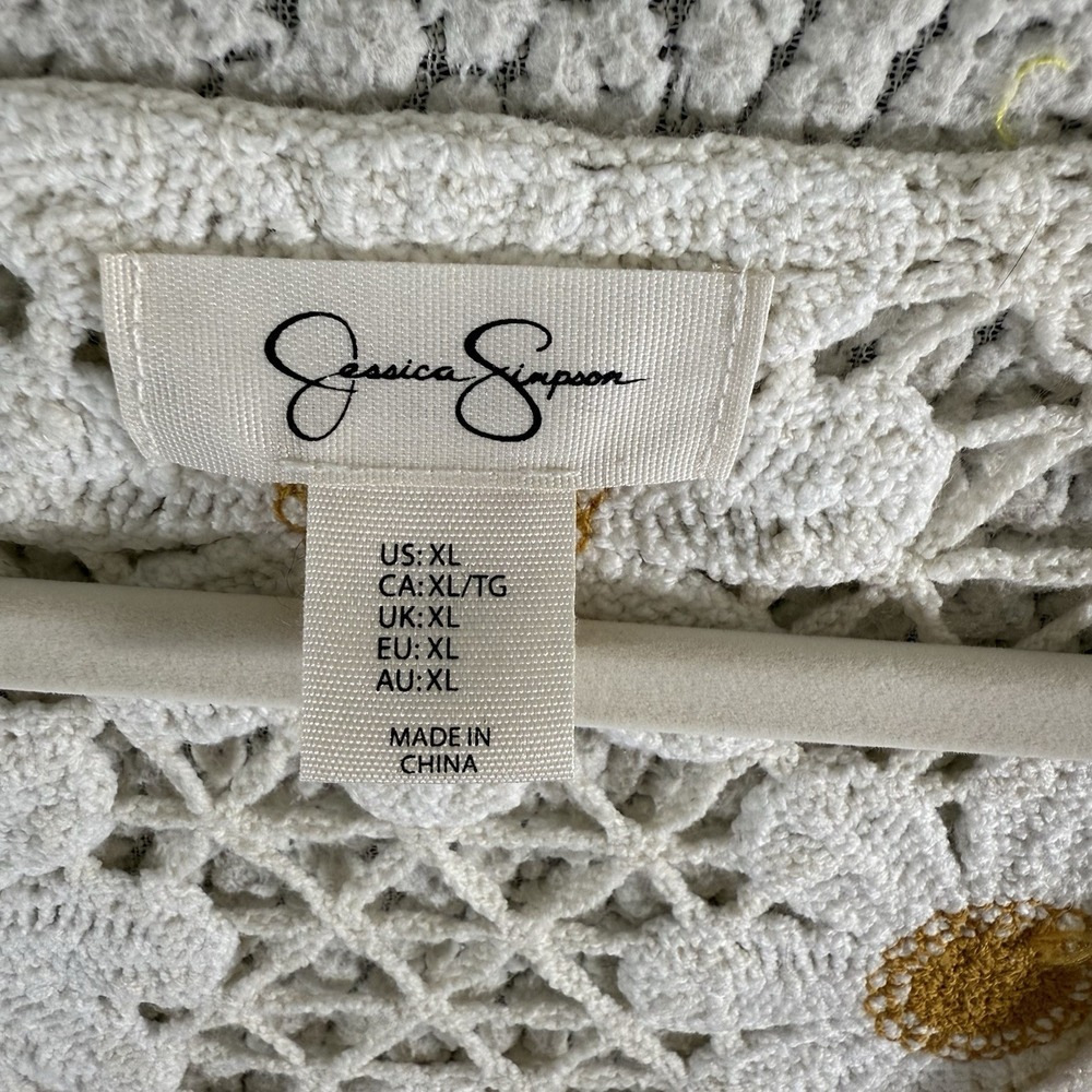 Jessica Simpson Daisy Crochet Lace Crop Cardigan XL RUNS SMALL SEE PICTURE - Picture 4 of 4